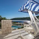 Ferienhaus Siroka Bb Vi